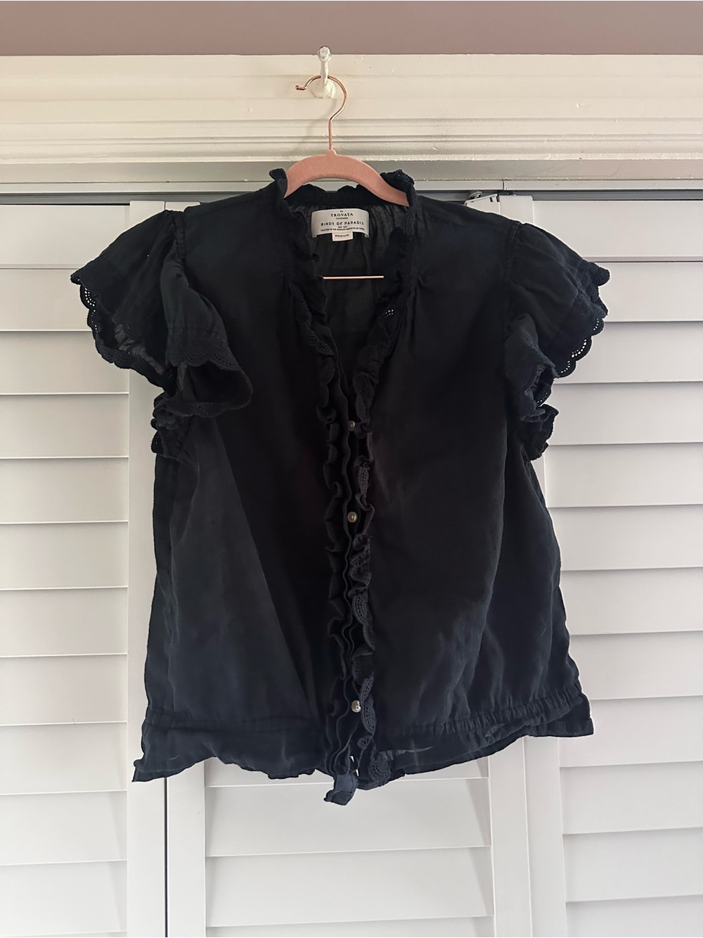 Trovata Black Ruffle-Trim Cap Sleeve Blouse